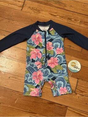 NWT Caden Lane Long Sleeve Rash Guard Floral 6-12 Month UPF 50+